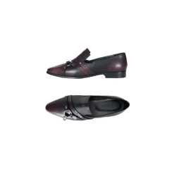 BUCKLE EMBELLISHED POINTED LOAFER Burgundy
