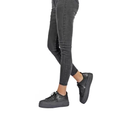Sneaker Tie Dye Black